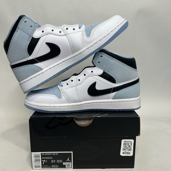 Nike Shoes Air Jordan 1 Mid SE “UNC/Ice Blue" 2024 - Picture 3 of 6